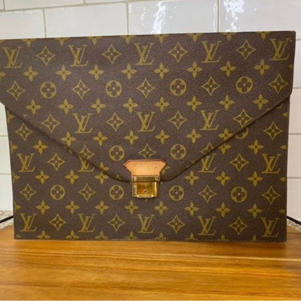 Louis Vuitton Monogram Poches Plates
